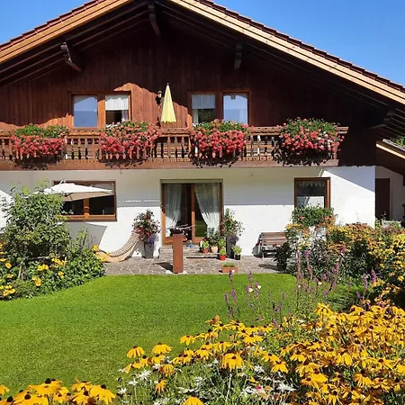 In Mit Garten Appartement