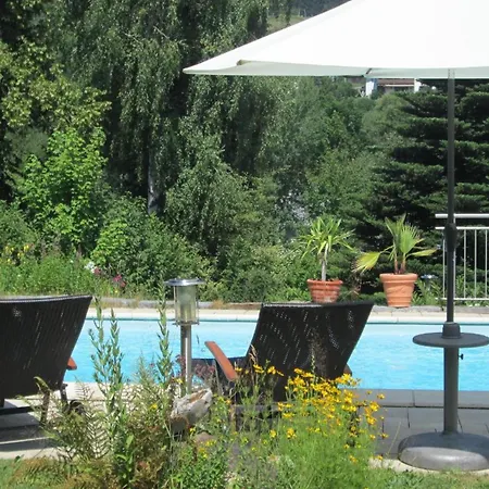 In Mit Garten *